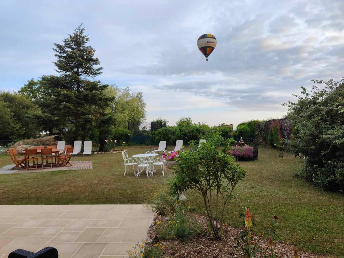 La Maison Genevier - Chambre Doreline Montreuil-en-Touraine Екстер'єр фото